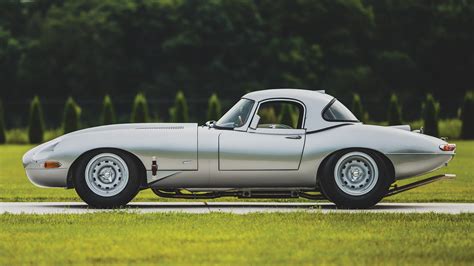 A Stunning 1963 Jaguar E-Type Lightweight Goes To Auction - IMBOLDN