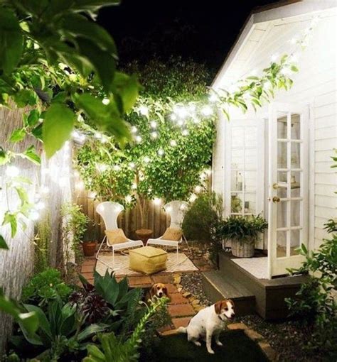 50 Beautiful Small Backyard Landscaping Ideas Sweetyhomee Small Backyard Landscaping Small