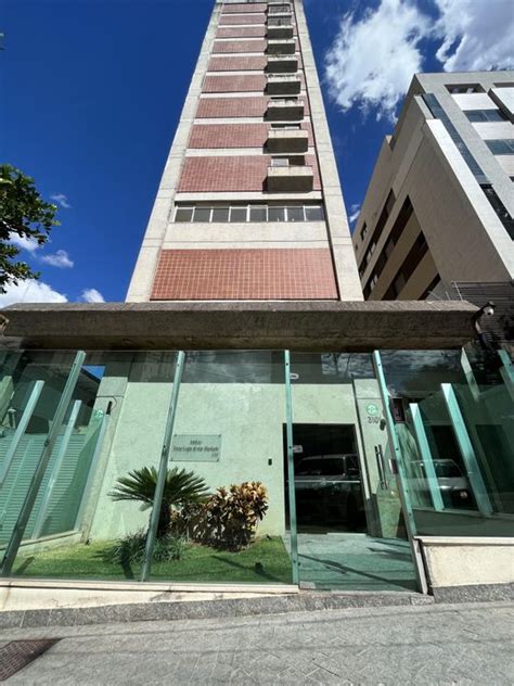 Apartamento na Rua Bernardo Guimarães Santo Agostinho em Belo