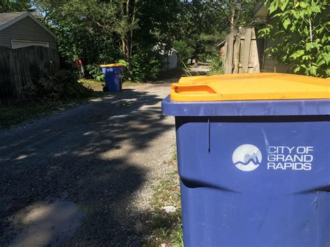 City launches high tech curbside recycling program - Grand Rapids Magazine