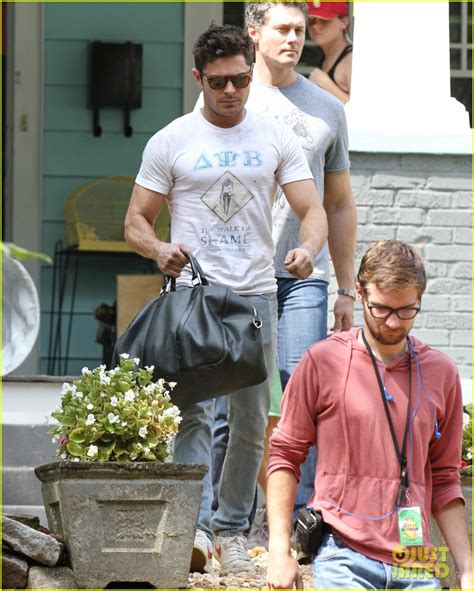 Zac Efron Looks Ripped While Filming 'Neighbors 2: Sorority Rising' in ...