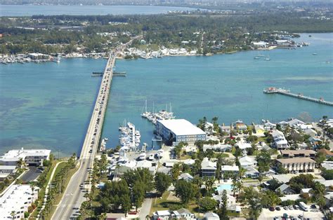 Bradenton Beach Marina slip, dock, mooring reservations - Dockwa