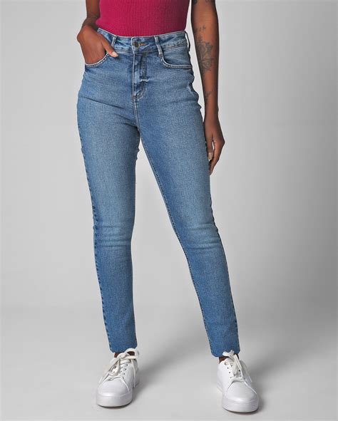 Riachuelo Calça jeans feminina skinny denim claro Pool by Riachuelo