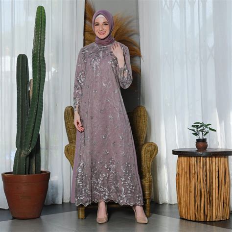 Gamis Hingga Dress Korea Ini 5 Pilihan Baju Kondangan Terusan Yang Cantik