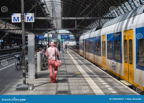 Nederlandse Spoorwegen Train In Amsterdam Central Station Editorial