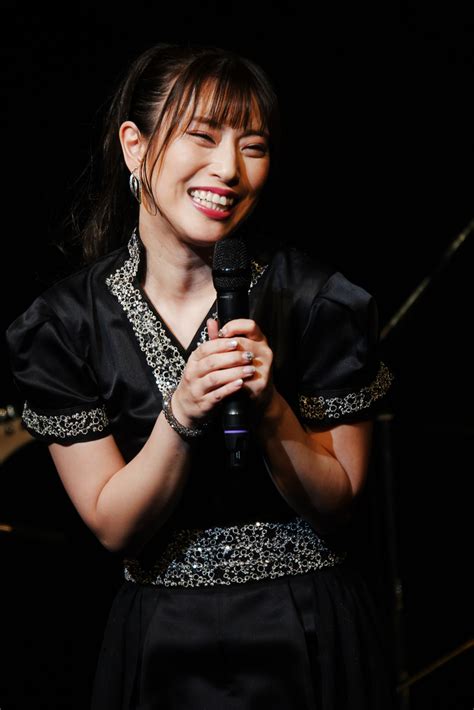 藤井香愛が感謝と涙。5周年コンサートで新しい歌世界を披露し、ファンが「一生ついていく！」と声援 オトカゼ 〜音楽の風〜