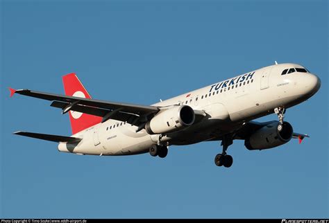 TC JPE Turkish Airlines Airbus A320 232 Photo By Timo Soyke Eddh