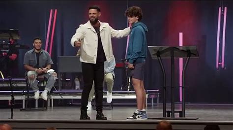 The Other Hand Pastor Steven Furtick Elevation Church Видео