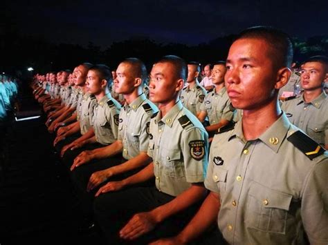 軍旗獵獵90年 【攜手共慶建軍節 鑄 每日頭條