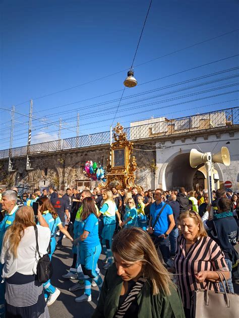 Galleria Madonna Della Neve Torre Annunziata Unita Nella Fede Le