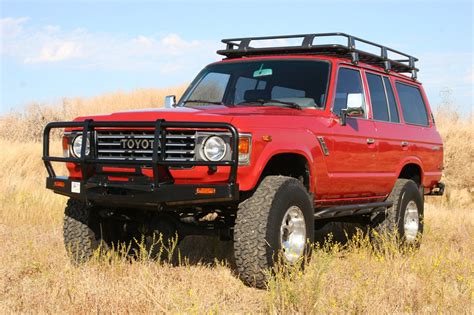 V8 Powered 1985 Toyota Land Cruiser Fj60 5 Speed Toyota Land Cruiser Land Cruiser Toyota