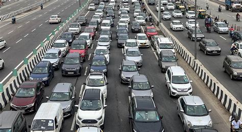 Mumbai Traffic Update Heavy Traffic Jam On Vashi Creek Bridge After