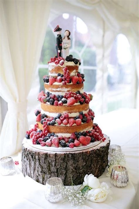 Yummy Berry Cakes For Summer Weddings Winter Wedding Cake Berry