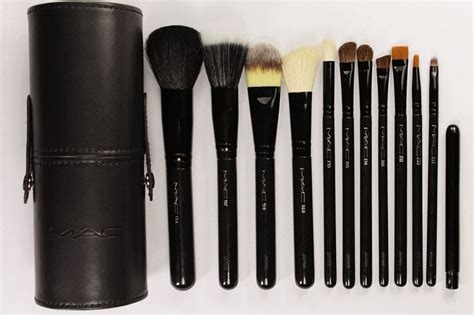 MAC 12pc Brush Set with Leather Cup Holder | Toylisas Treasures