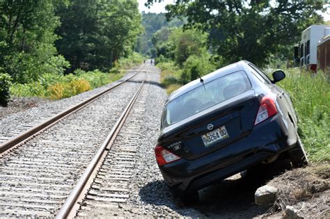 Car Crash Closes Railroad in Nobleboro - The Lincoln County News