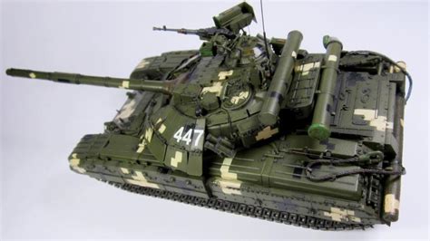 Skif Skf Tank T Bm Bulat Plastic Scale Modelkits From