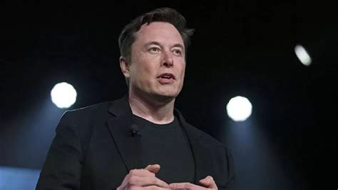 Elon Musk Twitter Elon Musk Acquires Twitter For Usd 44 Billion Here