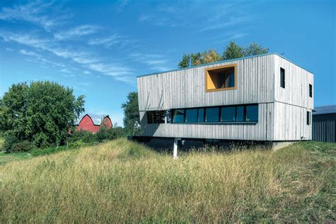 These 7 Wisconsin Prefabs Take Modular Design to the Next Level - Dwell