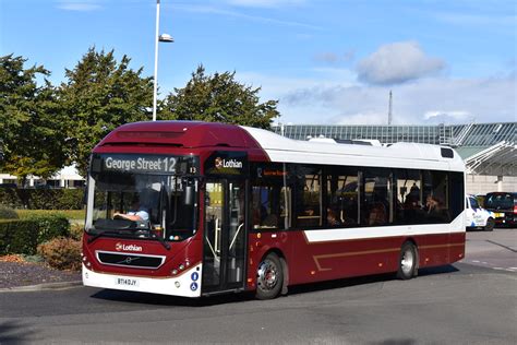 Bt Djy Lothian Buses Volvo Hybrid Is Seen Here Flickr