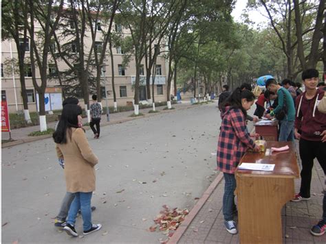 院学生会女工部举办第七届女生节分支活动——“女生快，乐吧”趣味小游戏 绵阳职业技术学院团委