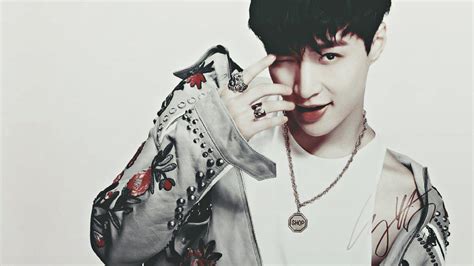 Lay Exo Wallpapers Wallpaper Cave