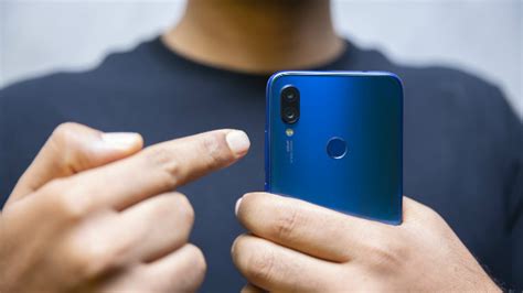 Xiaomi Has Sold 25 Lakh Redmi Note 7 Note 7 Pro Smartphones Every Week In India Gizbot News