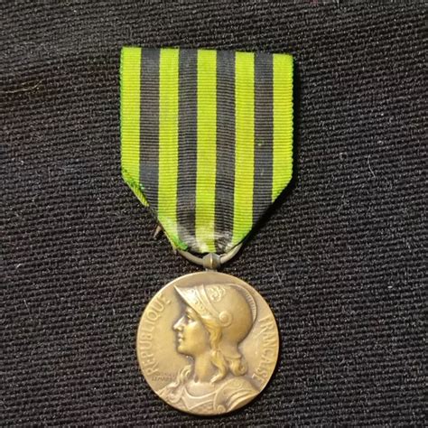 Belle M Daille Aux D Fenseurs De La Patrie French Medal