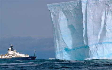 New Study Redefines Understanding Of Where Icebergs Put Meltwater Into