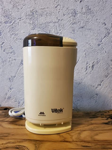 Кофемолка электрическая VITEK VT-1540 Y | отзывы