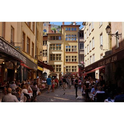 Place Neuve Saint Jean Les Rues De Lyon