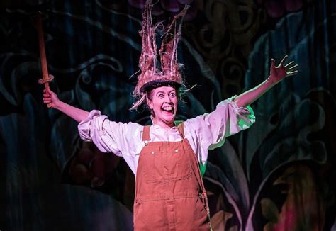 Review A Midsummer Night S Dream The Watermill Theatre Wokingham Today