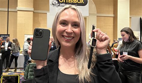 Ces Otterbox Makes Cactus Leather Cases For Iphone