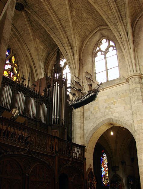 Basilique Notre Dame de Liesse Liesse Notre Dame église