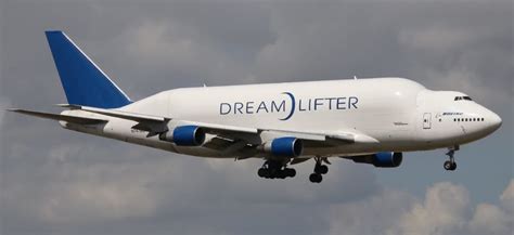 Boeing 747-400 LCF Dreamlifter - Price, Specs, Photo Gallery, History ...