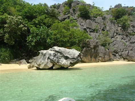 Warped Skies: Caramoan Islands, Caramoan, Camarines Sur