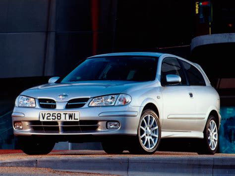 cars blog: Nissan Almera