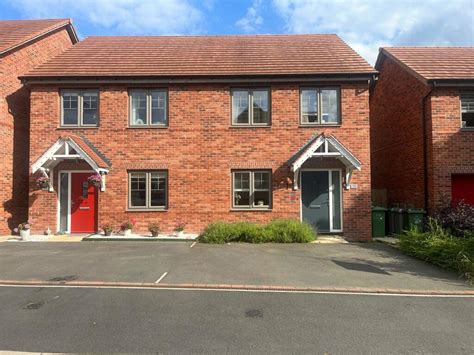 3 Bedroom Semi Detached House For Sale In Waterfield Way Clipstone