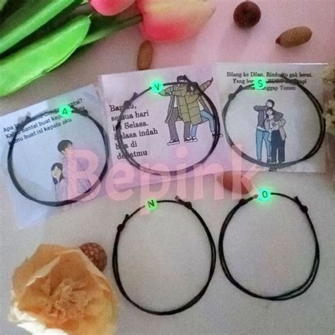 Jual Gelang Glow In The Dark Inisial Huruf Bisa Nyala Di Kegelapan