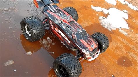 Traxxas E Revo Brushless Traxxas Rustler Youtube