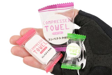 【ダイソー】水で戻せる圧縮タオルが超便利！常備しておいて損はなし！ 週末サイクリング部