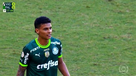 JOGA MUITO Atuação magistral do Richard Ríos em Vasco x Palmeiras