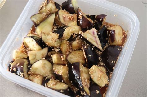 Easy Korean Steamed Eggplant Recipe In The Microwave Sweet And Spicy Taste