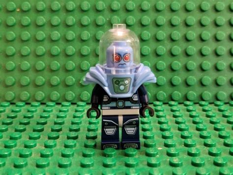 Lego Batman Mr Freeze Minifigure