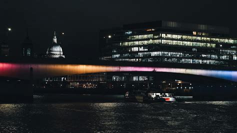 London Bridge at Night · Free Stock Photo