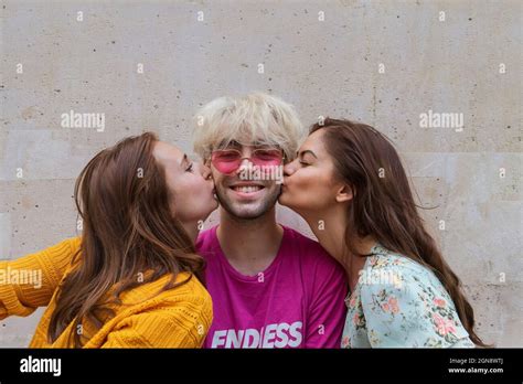 Jeune Homme Gay Font L Amour Banque De Photographies Et Dimages Haute R Solution Alamy