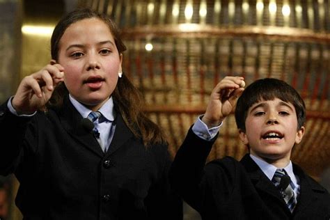 Quiénes son los niños de San Ildefonso y por qué cantan la Lotería de