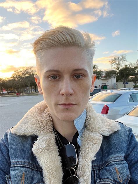 Best Hot Blonde Images On Pholder Shorthairedhotties Hot Girl