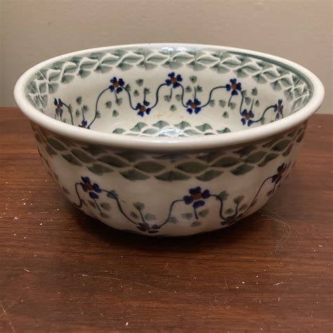 Lucky Blue Clover Rose Polish Pottery Ceramika Boleslawiecka Bowl 5 5