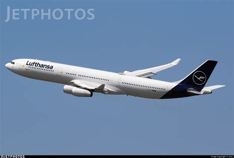 D AIFF Airbus A340 313X Lufthansa Yiran JetPhotos