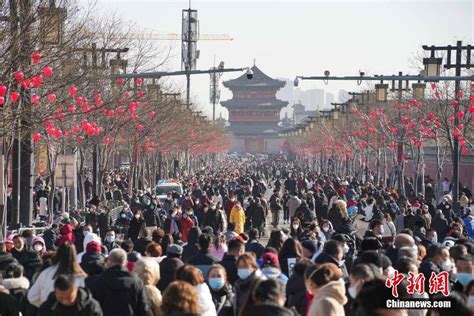 返工不散年味儿 热门商圈依然游人如织 搜狐大视野 搜狐新闻